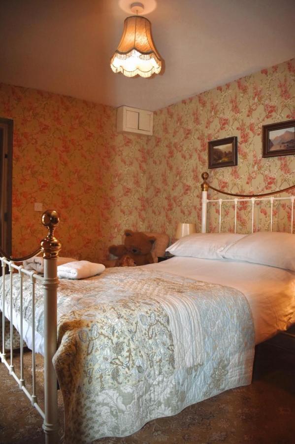 Basil Sheils B&B Accommodation Armagh Buitenkant foto