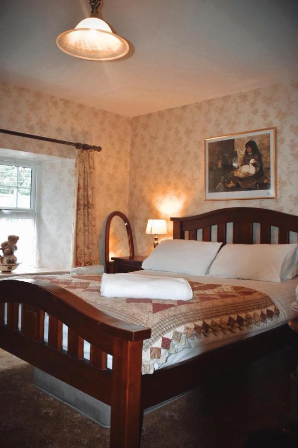 Basil Sheils B&B Accommodation Armagh Buitenkant foto