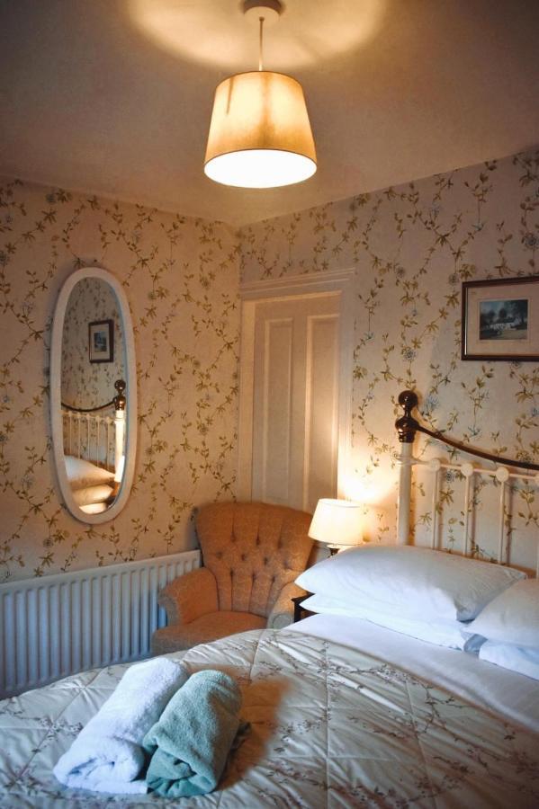 Basil Sheils B&B Accommodation Armagh Buitenkant foto
