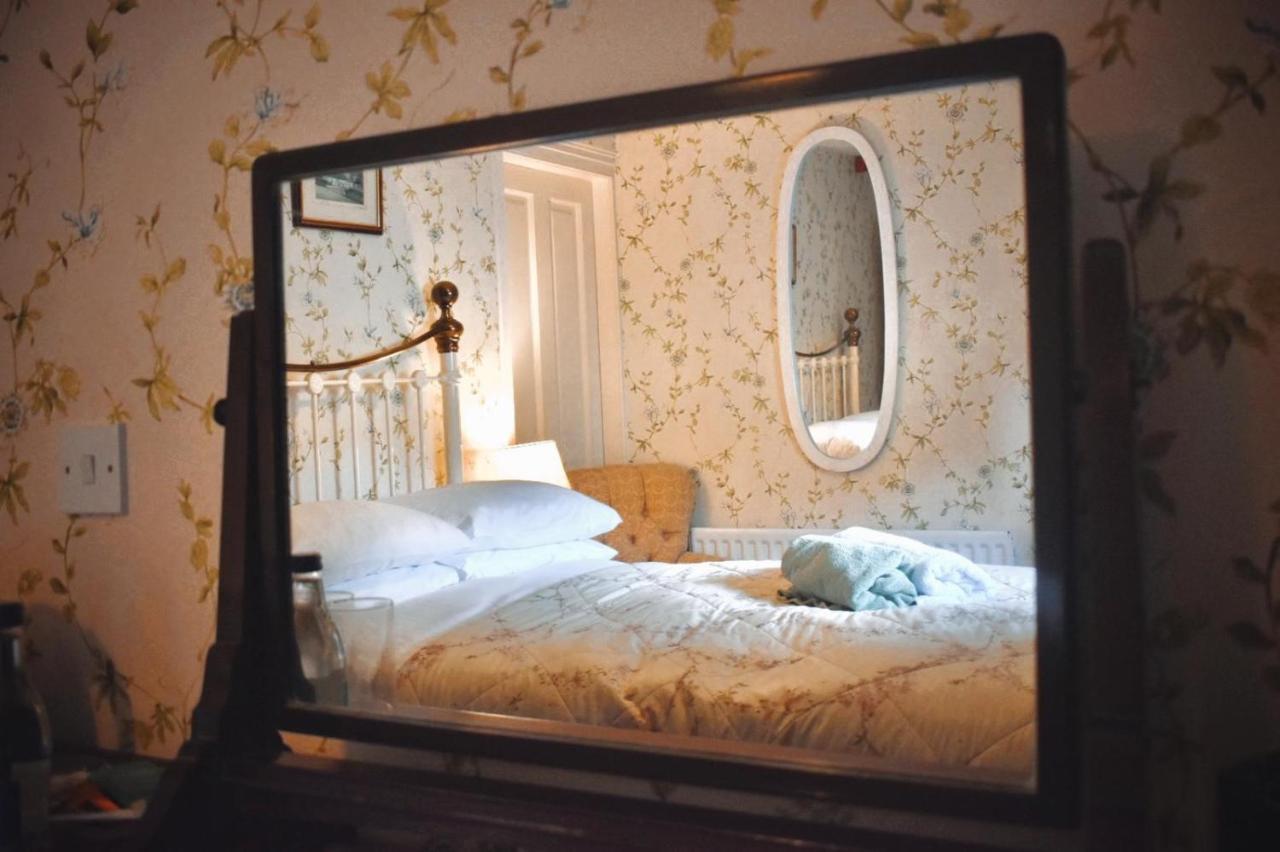 Basil Sheils B&B Accommodation Armagh Buitenkant foto